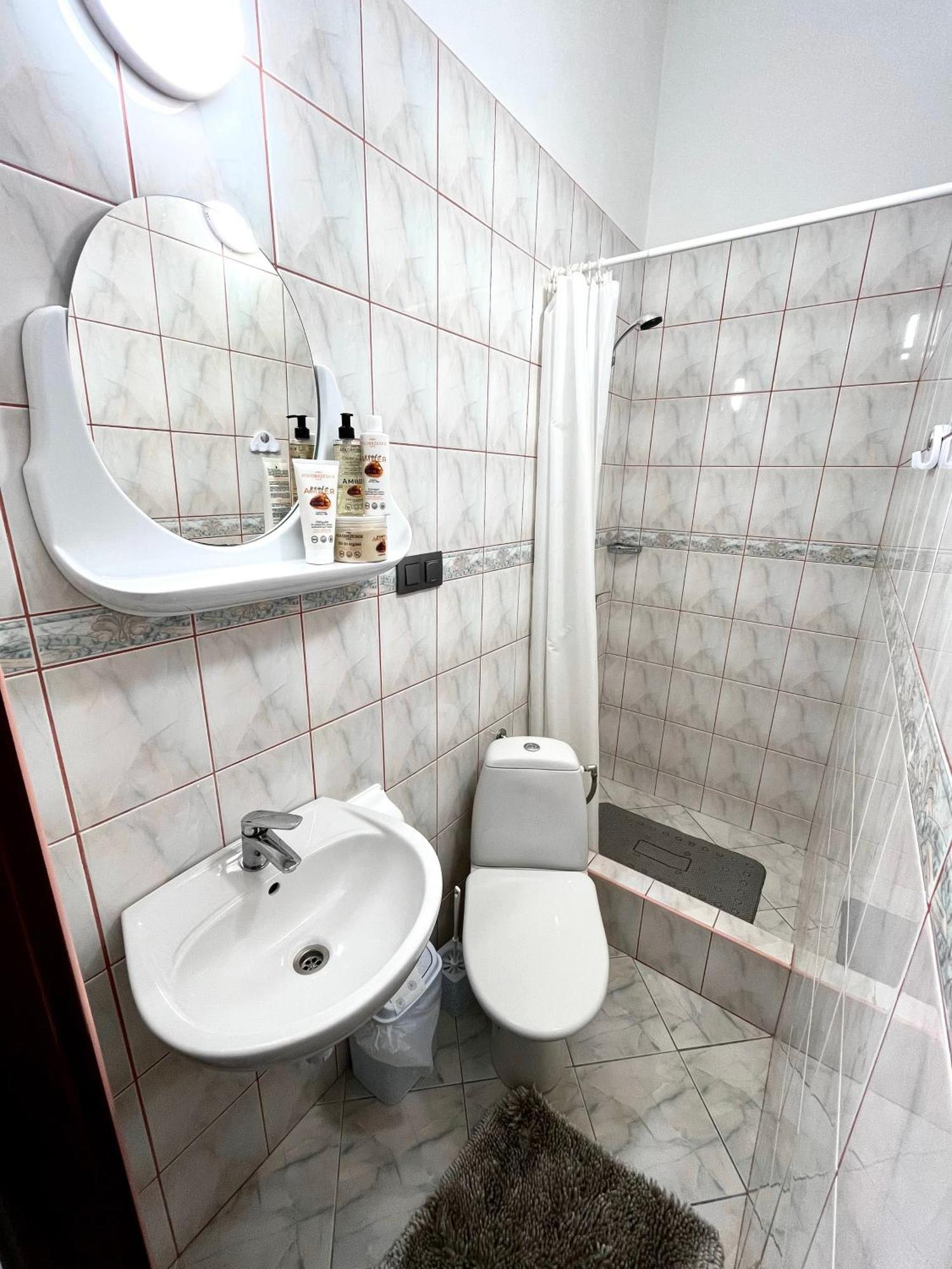 Wynajem Kwater Anusia Ustronie Morskie Ngoại thất bức ảnh